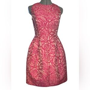EUC -Carmen Marc Valvo Pink Jacquard Floral Sleeveless Dress With Pockets Size 2